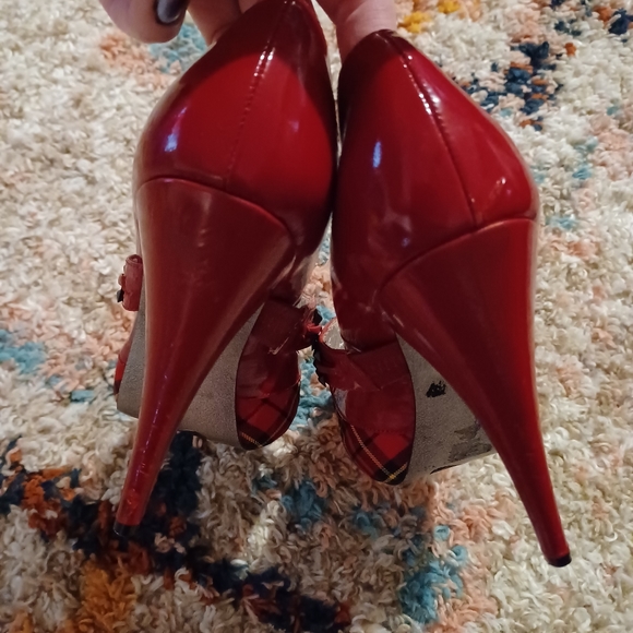 Naughty Monkey Red Plaid 5" Heels • 8.5 • Pinup Style - Picture 5 of 12